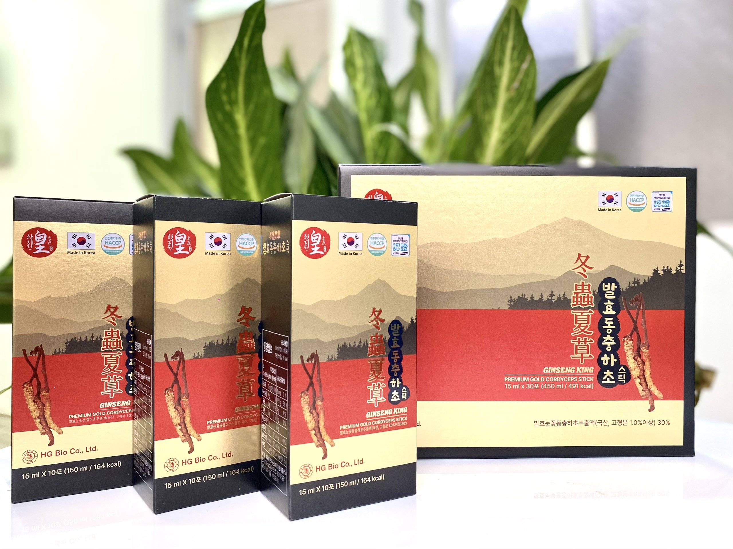 Tinh chất đông trùng hạ thảo stick Hàn Quốc Premium Gold Cordyceps Stick