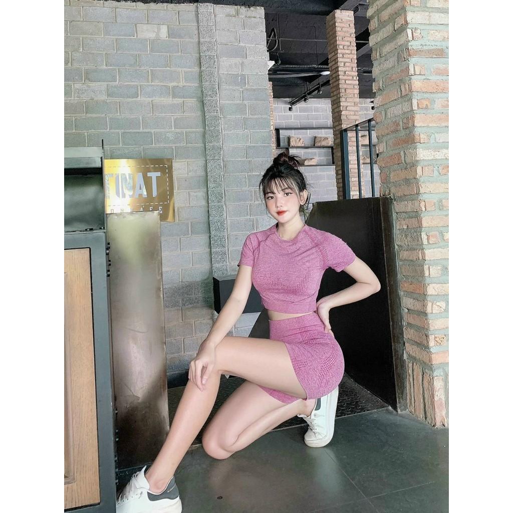 Set Đồ Tập Gym - Áo Croptop - Quần Đùi