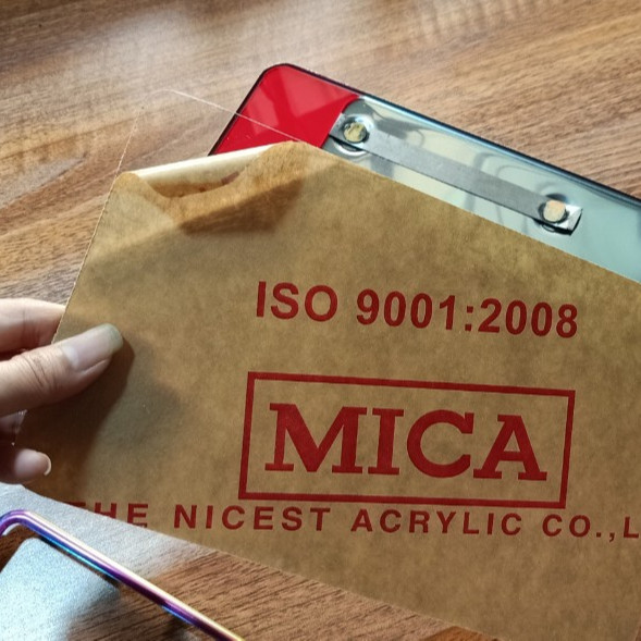 Khung trang trí xe máy viền titan tặng kèm lá cờ bằng mica