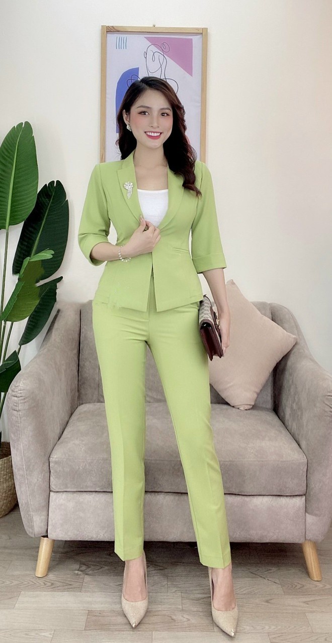 BỘ VEST NỮ THỜI TRANG CÔNG SỞ