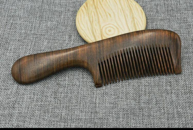 Lược gỗ đàn hương đen Mã 1902 2