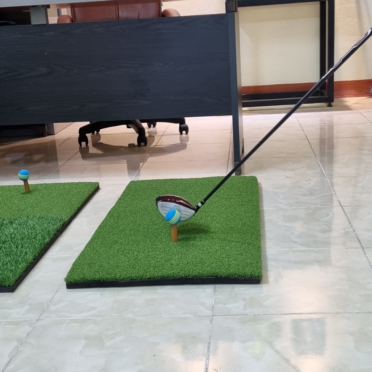 Thảm tập Golf Swing 50cm x 100cm: Thế hệ mới, đàn hồi tốt, chịu lực cao
