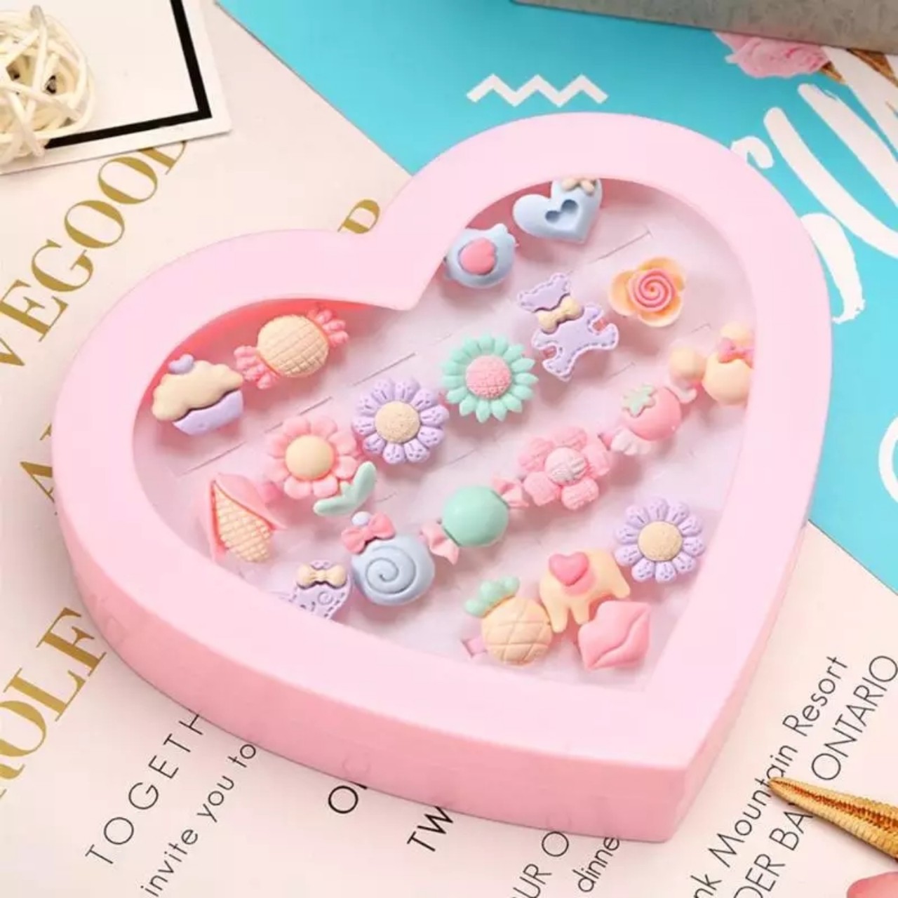 Hộp nhẫn xinh xắn nhiều màu sắc cho bé gái - J001
