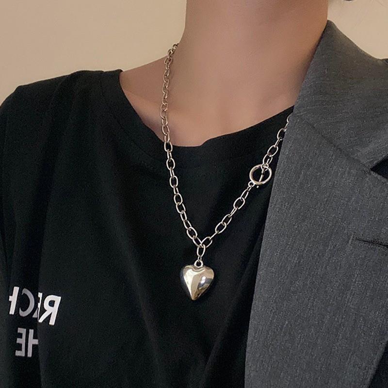 Vòng cổ Mặt Trái Tim Phong Cách Retro