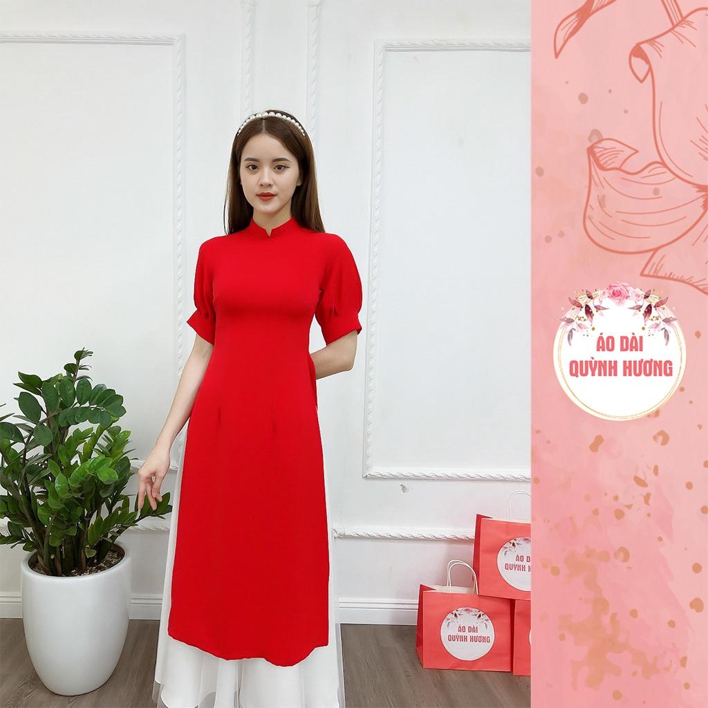 Áo dài cách tân chất lụa màu đỏ tay bồng cổ vuông