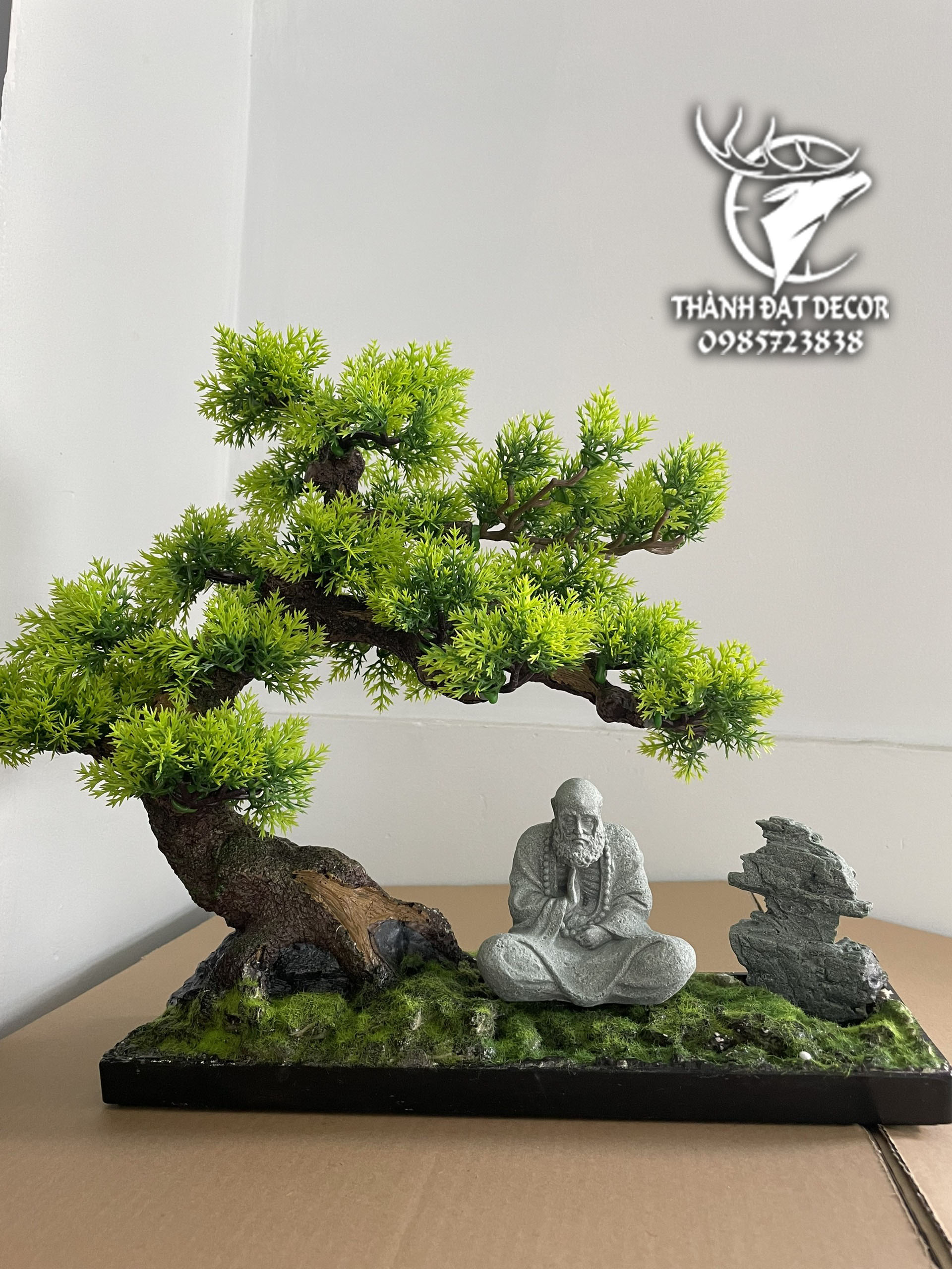 Cây Tùng Bonsai Bằng Nhựa  size 48 Trang Trí Tiểu Cảnh, Trang Trí Kèm Các Mẫu Tượng Mini