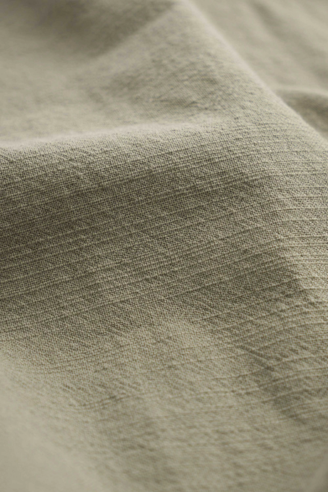 Áo Sơ Mi Nam Tay Ngắn ROUTINE Cotton Túi Đắp Trơn Form Regular - 10S24SHS002 | LASTORE MENSWEAR