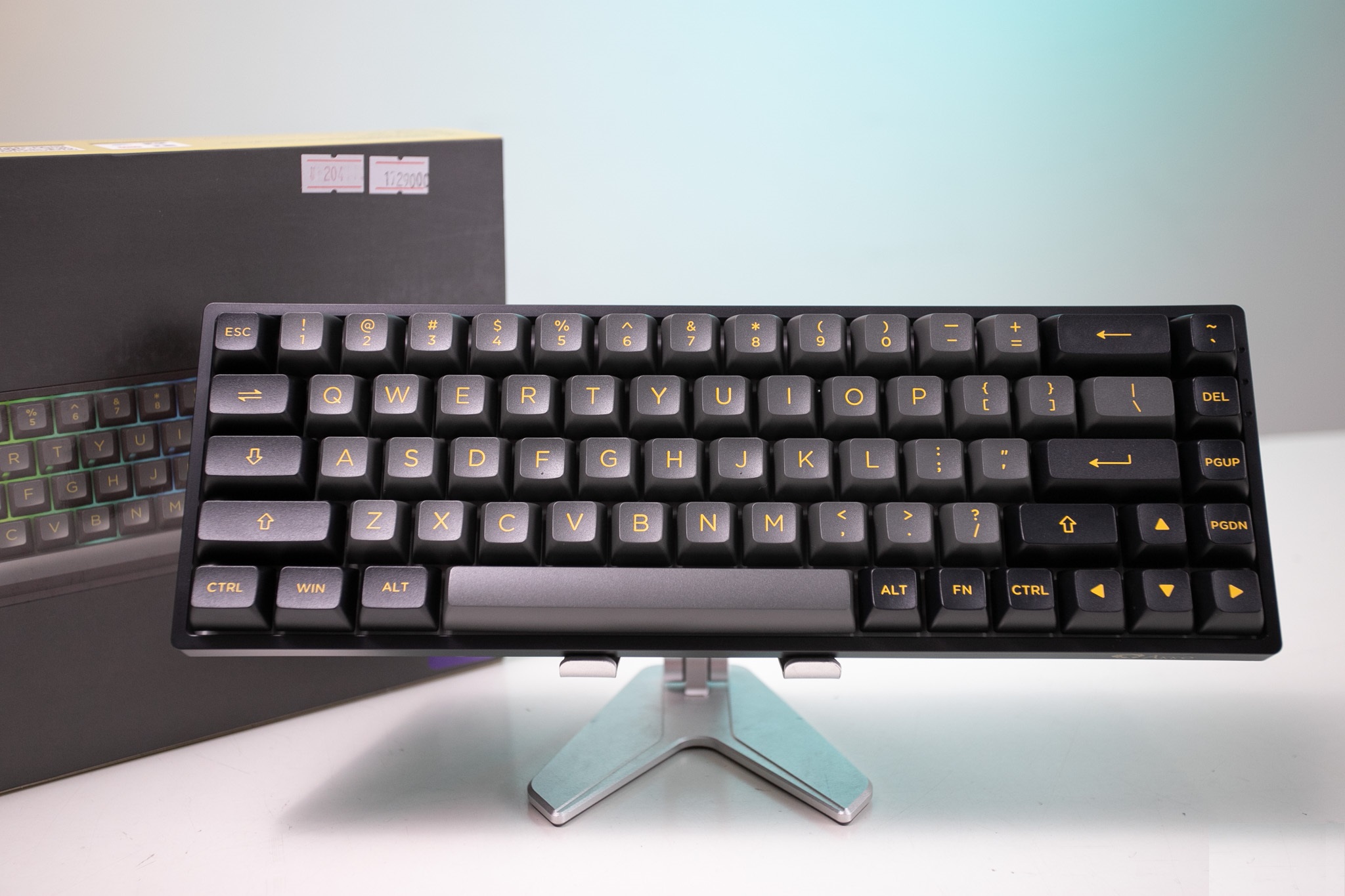 Bàn phím máy tính AKKO 3068B Plus Black & Gold_Mới, hàng chính hãng