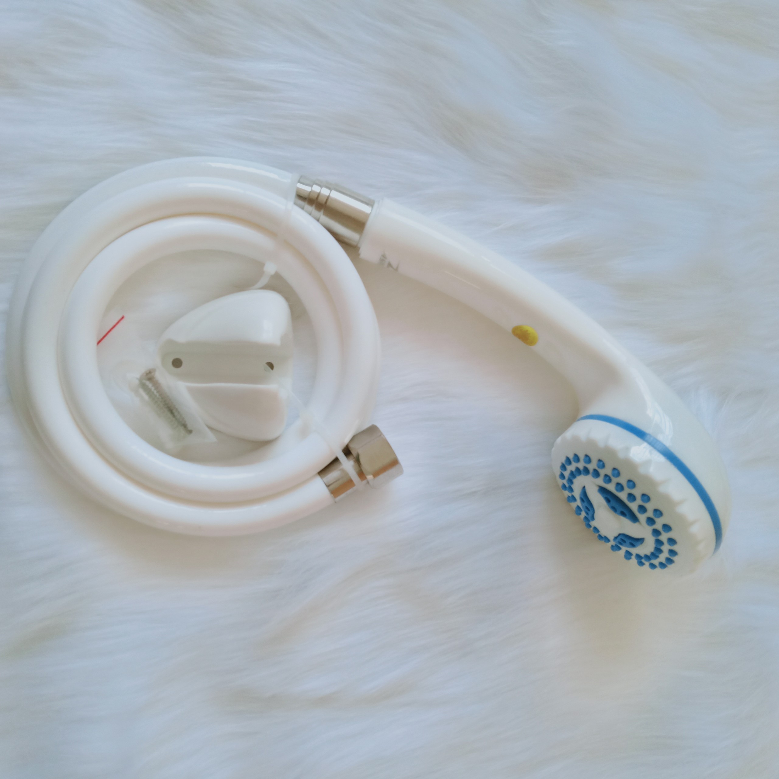 Vòi Hoa Sen Nhựa Cao Cấp (kèm dây senHT39SN09)