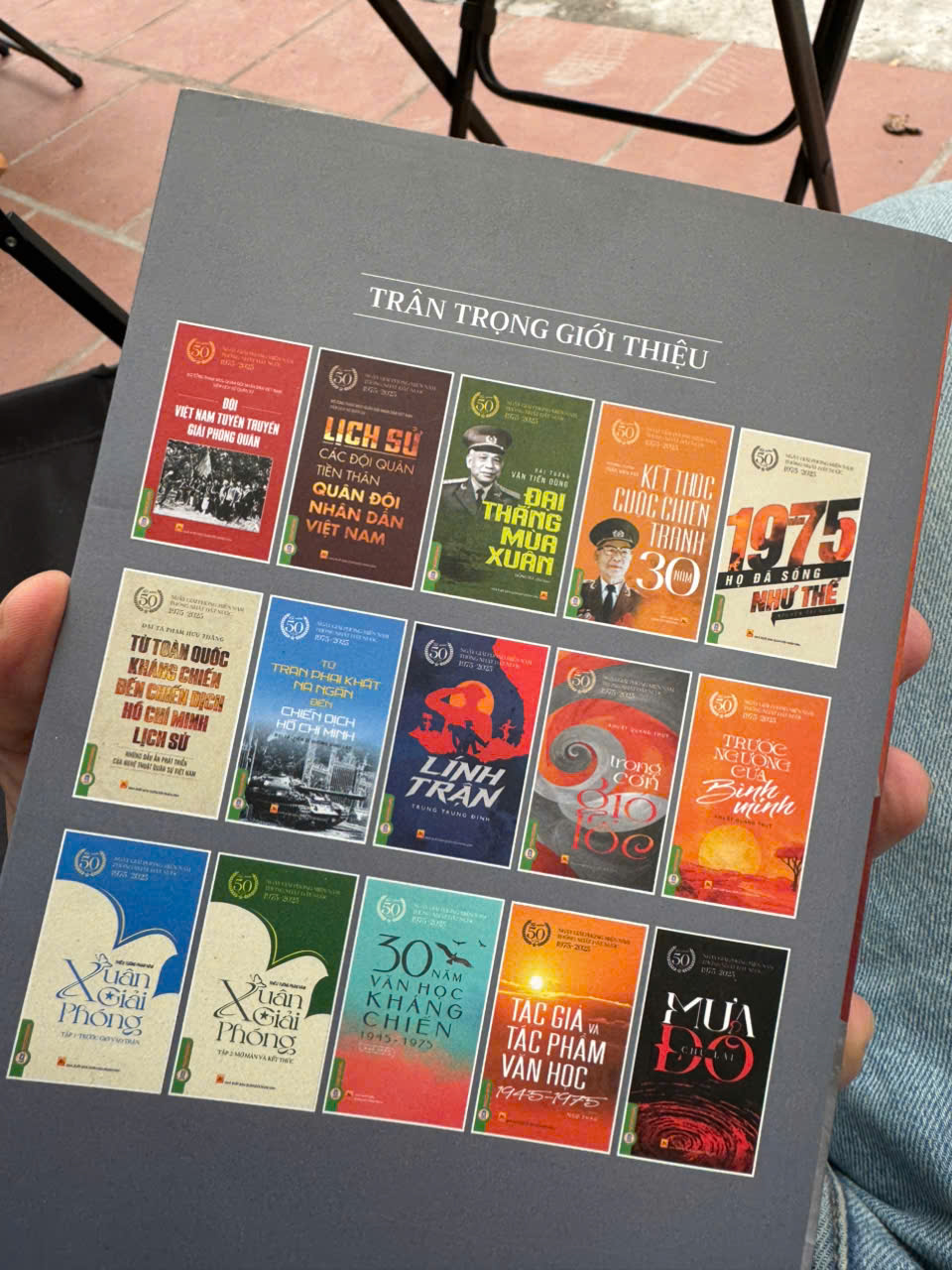(Combo 2 cuốn) TRONG CƠN GIÓ LỐC - TRƯỚC NGƯỠNG CỬA BÌNH MINH – Khuất Quang Thuỵ - Vietnambook – NXB Quân Đội Nhân Dân