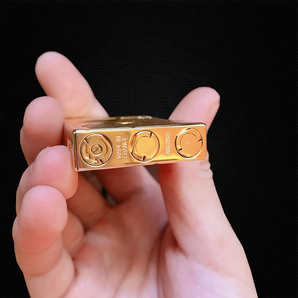 Vỏ Hột Quẹt Bật Lửa Gas Đá Upon 007 Limited Edition D117V Đục Lỗ Màu Vàng Dòng 3 Ligne Cực Hiếm - Dùng Gas Đá Cao Cấp