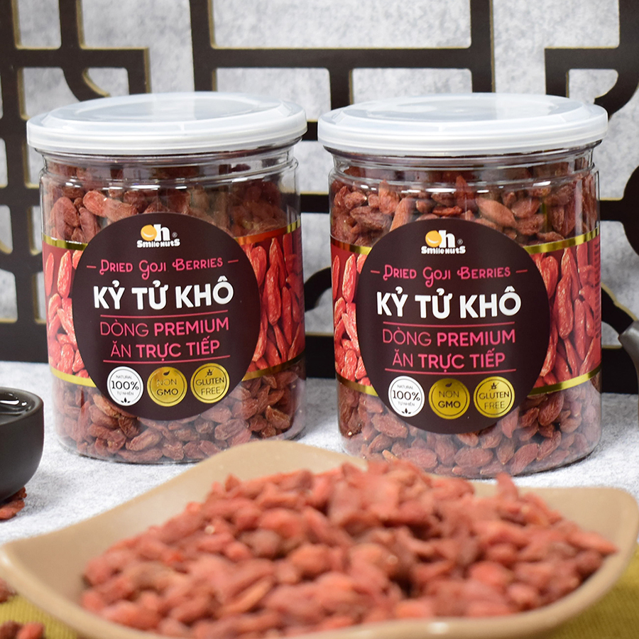 Kỷ Tử Khô (Câu Kỷ Tử) Smilenuts túi 145g/225g _ Kỷ tử khô CAO CẤP quà tết 2023 _ Quý Mão thượng hạng , ngon ngọt quả lớn, đặc biệt có thể ăn trực tiếp, chứa nhiều chất chống oxy hóa, đẹp da, giàu Sắt và Vitamin C