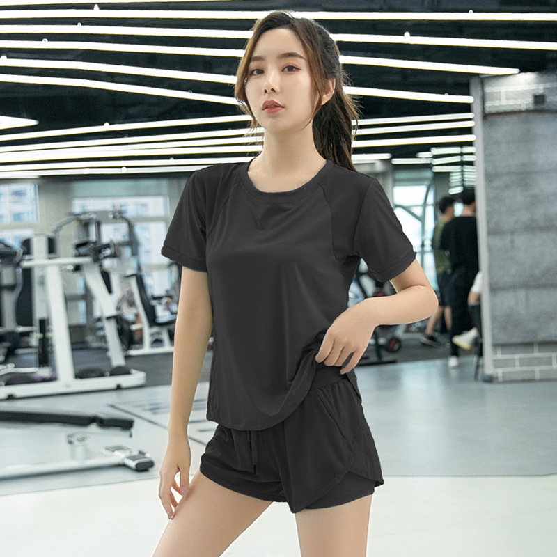 Bộ đồ tập gym nữ thể thao lưới thoáng khí, quần short 2 lớp và áo ngăn tay xẻ lưng thời trang