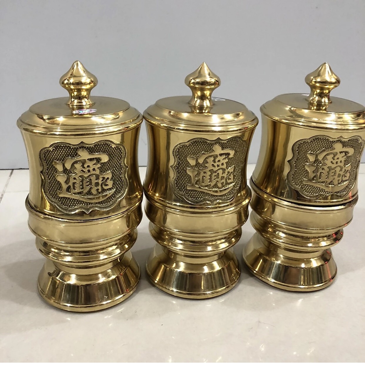 Bộ 3 chiếc đài thờ bằng đồng BH10143