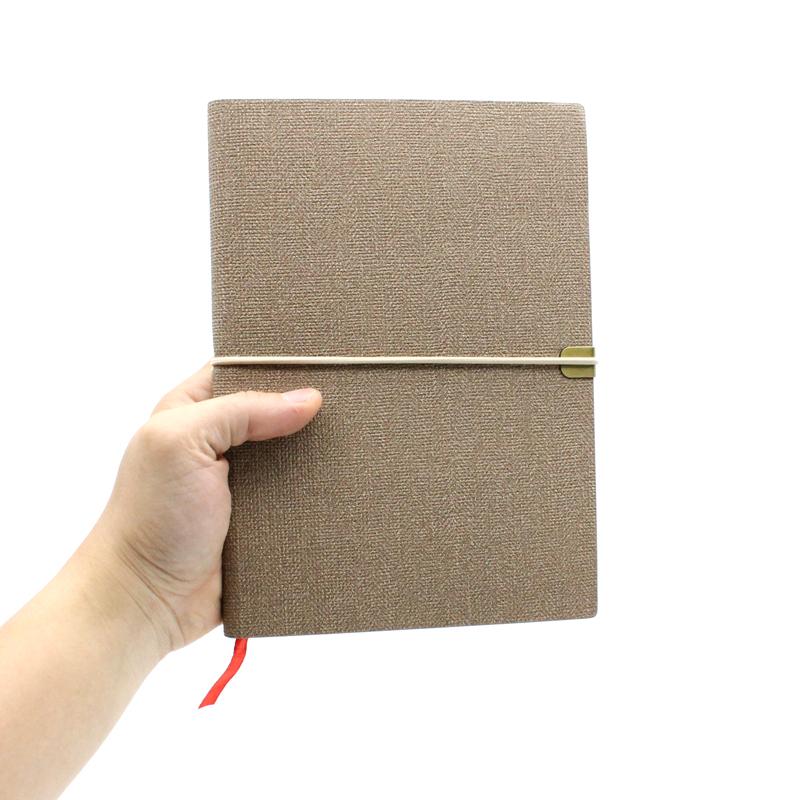 Sổ Bìa Da Kẻ Ngang Có Chấm 200 Trang 80gsm - The Sun ST 09-22