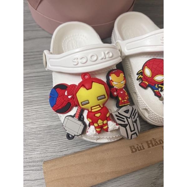 Dép cờ róc xuất xịn nhẹ tênh full charm tên