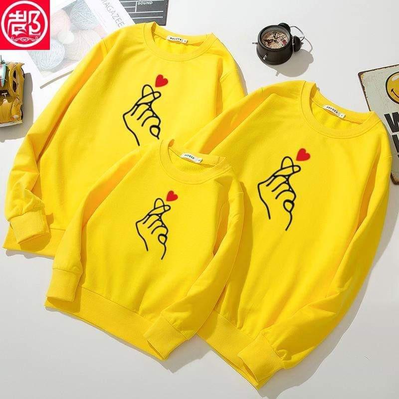 Áo gia đình thu đông màu vàng