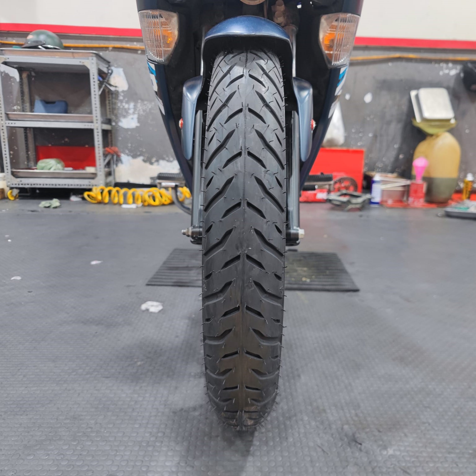Lốp Michelin Pilot Street 2 (70/90-17) (80/90-17) ành cho xe Wave A-RSX, Future, Sonic 150, Raider, Satria, Sirius, Jupiter, YaZ, Axelo... các đời (220047) (220058)