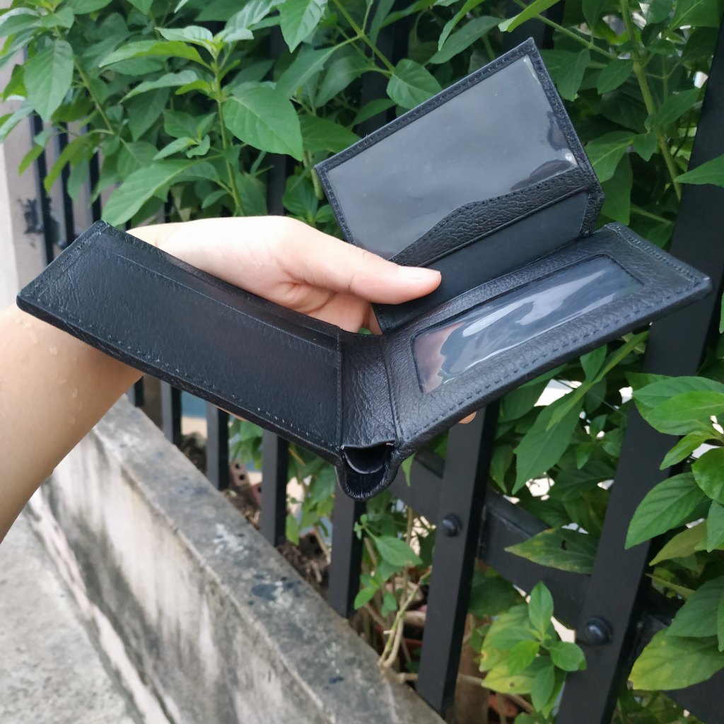 Ví Da Cá Sấu Để Vừa Giấy Tờ Cũ. Thiết Kế Dáng Ngang Tiện Dụng