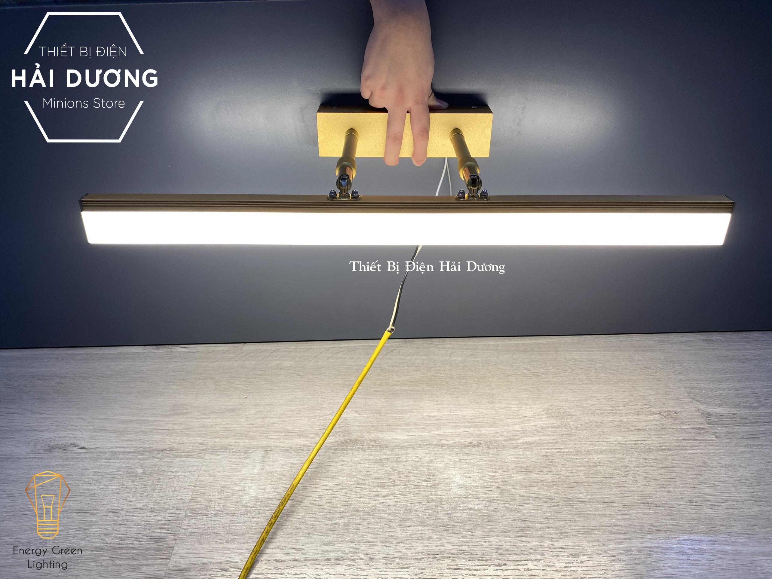 Đèn soi tranh - Đèn rọi gương Led Model 1032 40cm 7w 3 Chế Độ Ánh Sáng - Điều chỉnh được góc chiếu