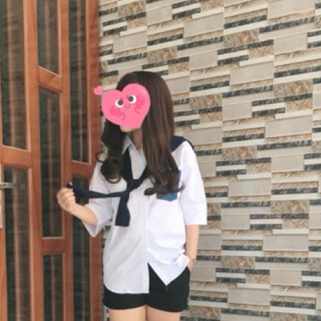 Sơ mi Thủy thủ trắng phối túi jean