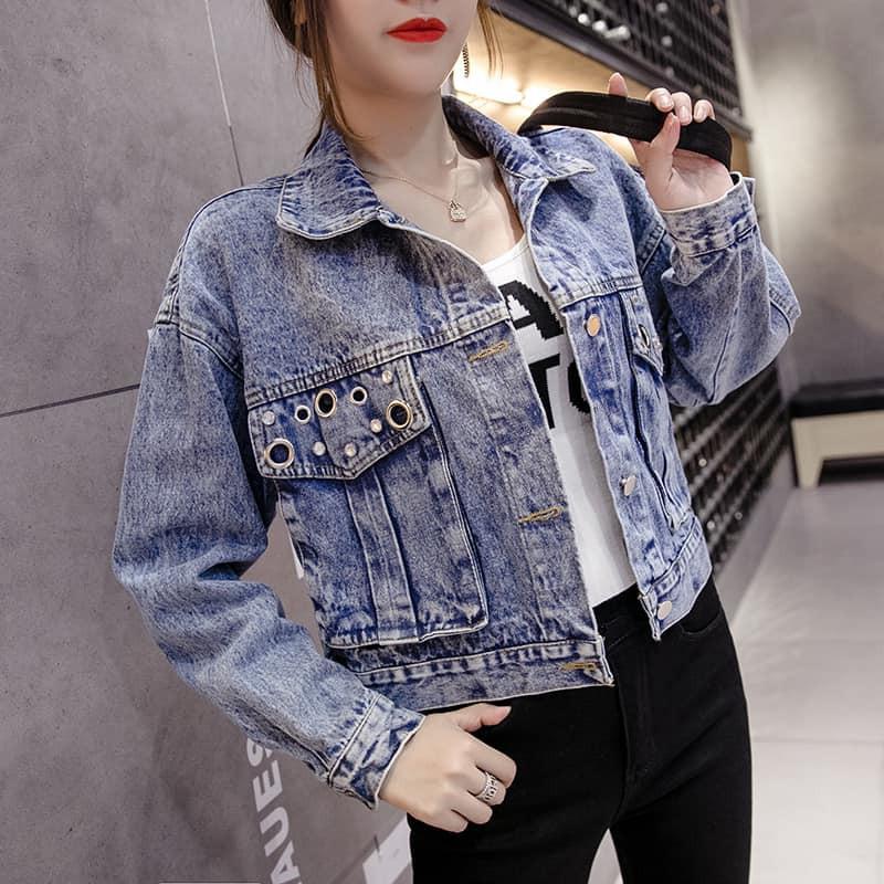 HÀNG CHUẨNÁo khoác JEANS nữ túi phồng đính họa tiết, Áo jeans UNISEX form croptop thiết kế hot trend 2021.METSHOP
