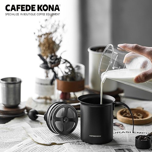 Ca đánh sữa lạnh sơn teflon đen 300ml Cafede Kona