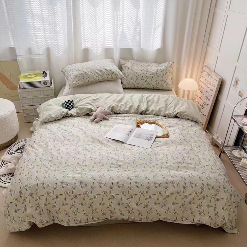 Bộ Chăn Ga Cotton Living 100%cotton Hàng Nhập Khẩu Cao Cấp 4 Món Hot Trend Hoa Nhí Tím Viền Bèo vintage
