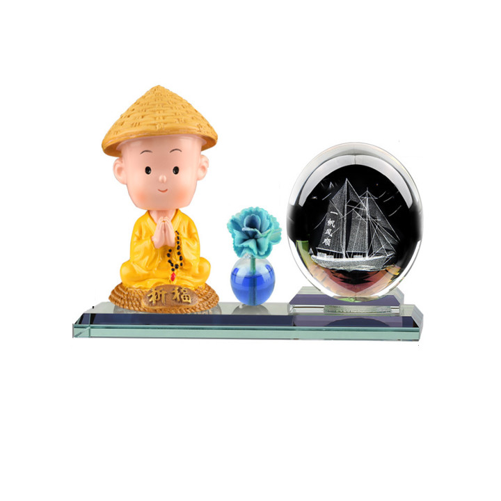 Tượng phật kèm nước hoa pha lê trên ô tô 72593