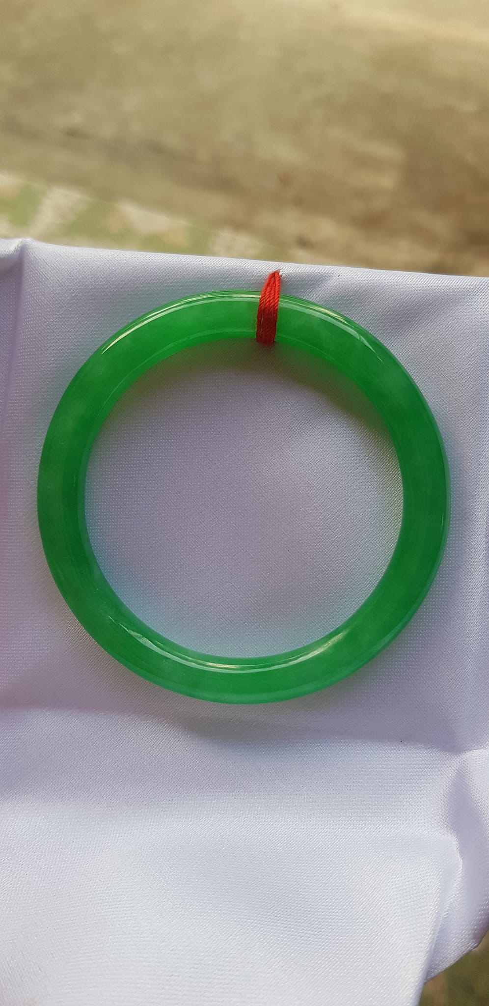 Vòng tay nữ đá cẩm thạch Đậu Đẹp I 50mm x cọng 7mm Vòng màu xanh lá tươi bóng đẹp hợp mệnh Mộc mệnh Hỏa mệnh thủy Nữ 50kg - 54kg đeo ạ