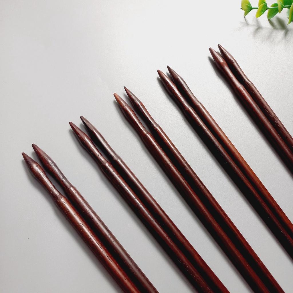 Đũa Gỗ Trắc Tự Nhiên 25cm Cán Mũi Nhọn, Đũa Ăn Cơm, Phụ Kiện Nhà Bếp, Chụp Ảnh Decor Siêu Đẹp