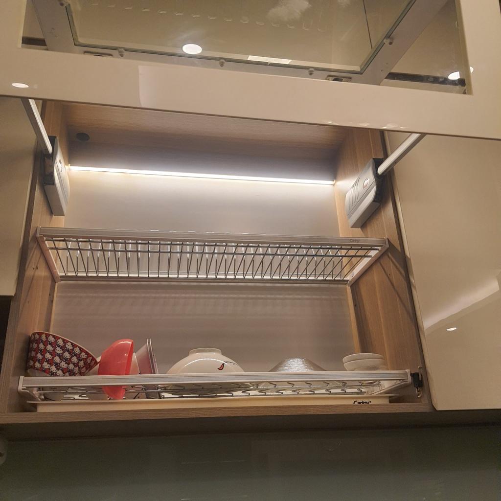 Tay Nâng Cánh Tủ Bếp Cao Cấp TAKI Giống Blum Hàng Chính Hãng