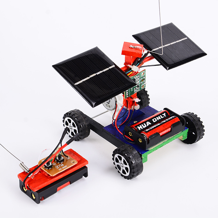 Bộ đồ chơi khoa học tự làm xe đua điều khiển từ xa chạy năng lượng mặt trời bằng gỗ – DIY Wood Steam