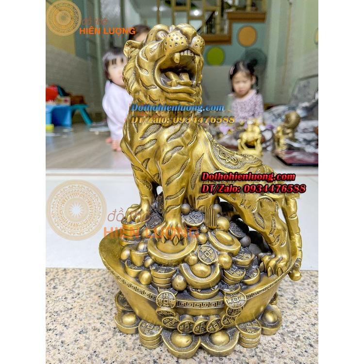 Tượng Linh Vật Hổ Thét Sơn Hà Đứng Trên Quan Tiền Bằng Đồng Vàng Nguyên Chất Các Cỡ