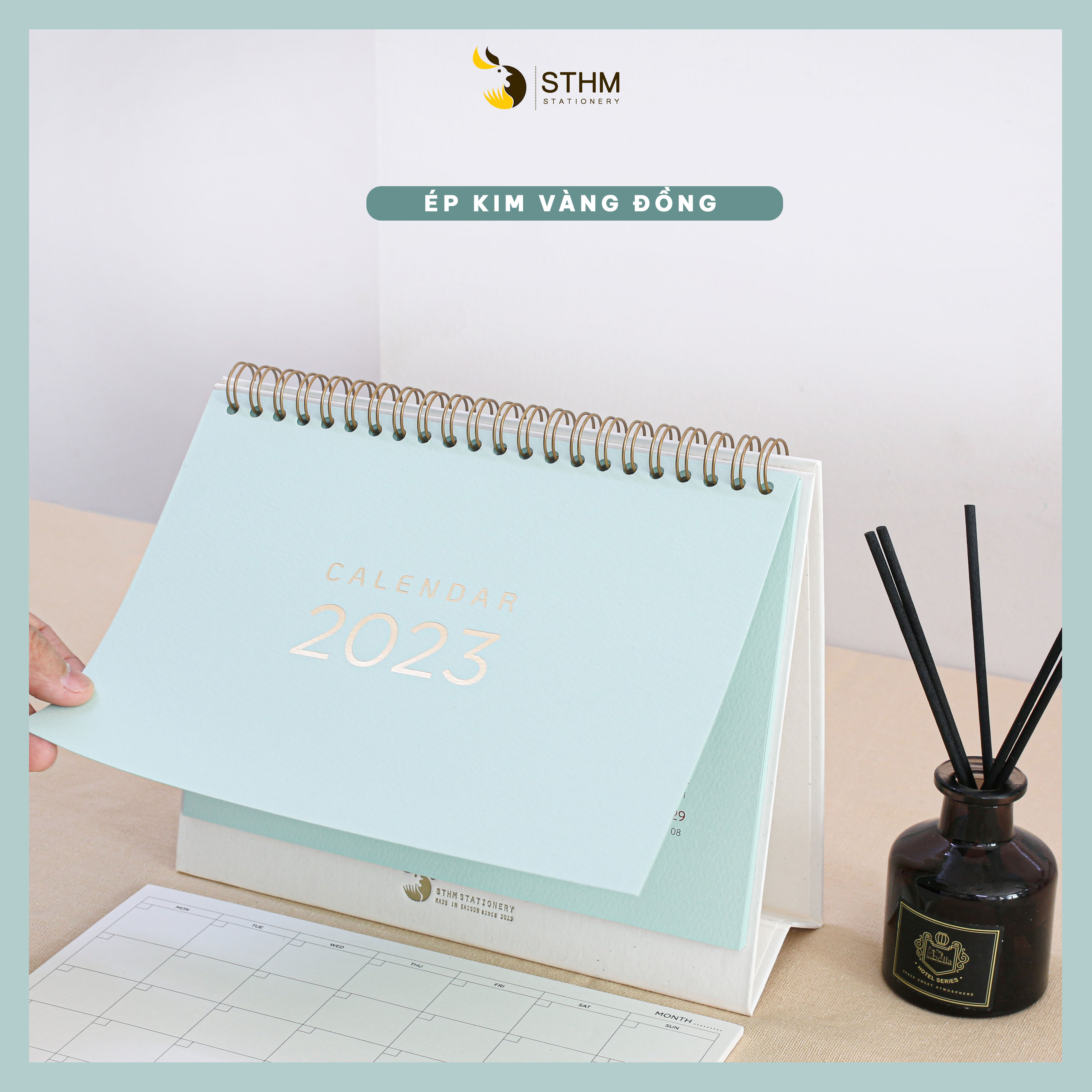 - Lịch bàn lò xo 2023 - Light mint - Giấy mỹ thuật cao cấp - Có lịch âm dương và checklist