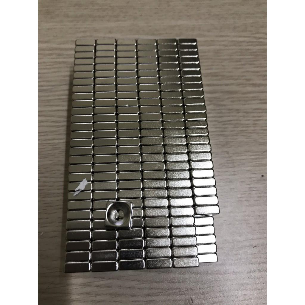 NAM CHÂM VIÊN 10X10X4 LỖ VÁT 4