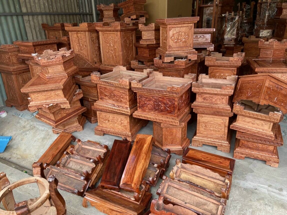 Đôn vuông kê tượng gỗ hương -kỷ chiện-chân loa gỗ cao 20 cm mặt vuông 30 cm