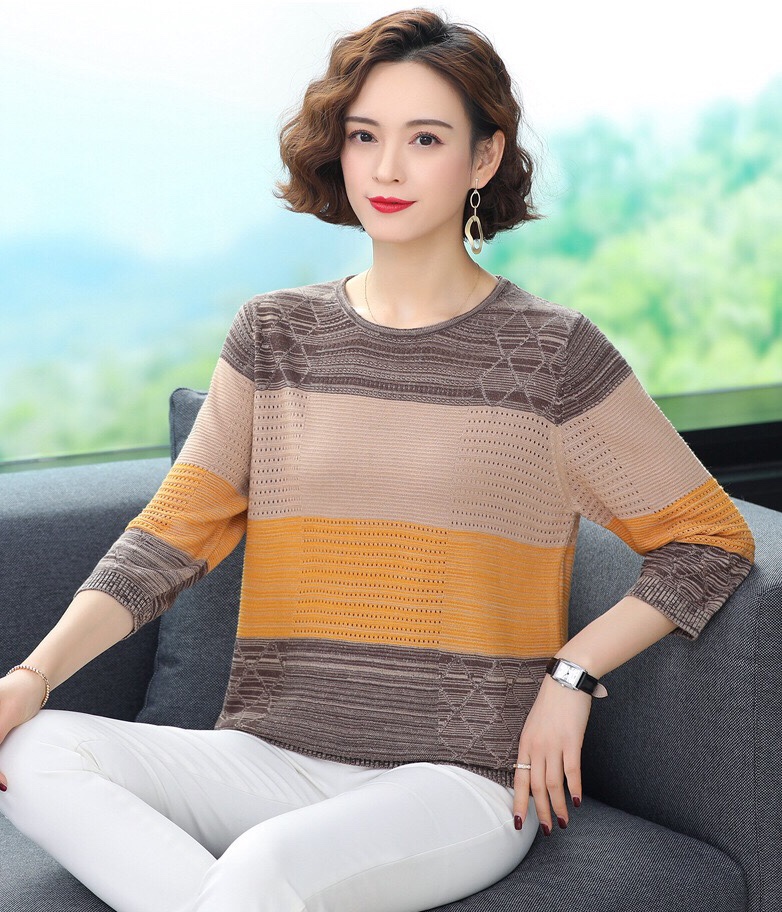 Áo len nữ tay lỡ hoạ tiết kẻ sọc AH21