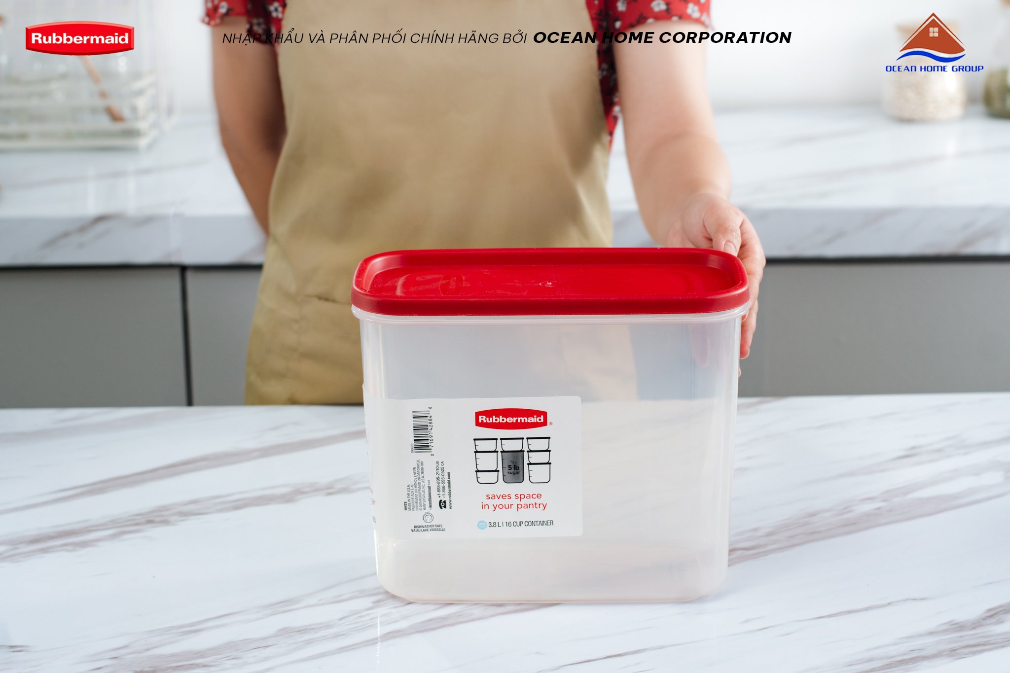 Hộp đựng đồ khô nguyên sinh nhựa nắp đỏ Rubbermaid USA size 3.8L