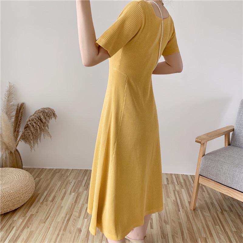 Váy len xoè tay ngắn sang trọng