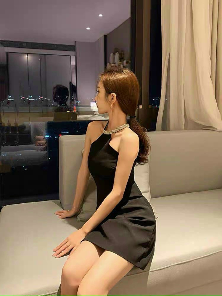 ĐẦM CỔ YẾM ĐÍNH HẠT