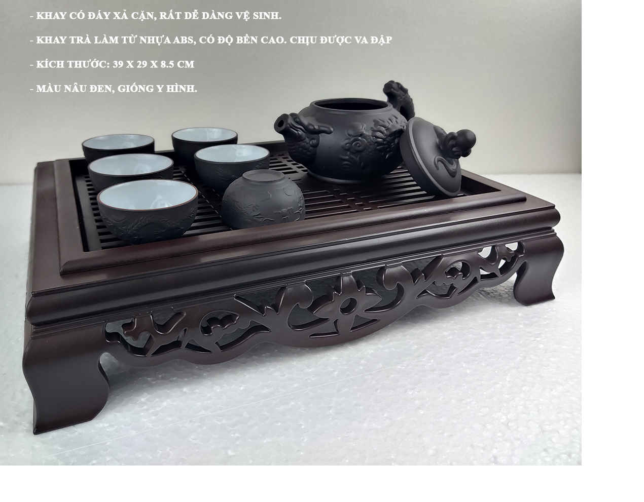 Bộ ấm chén uống trà cao cấp gốm bát tràng chất liệu gốm tử sa màu nâu đỏ khắc họa tiết đẹp tráng men trắng xanh tặng kèm khay trà nhựa giả cổ Song Long.