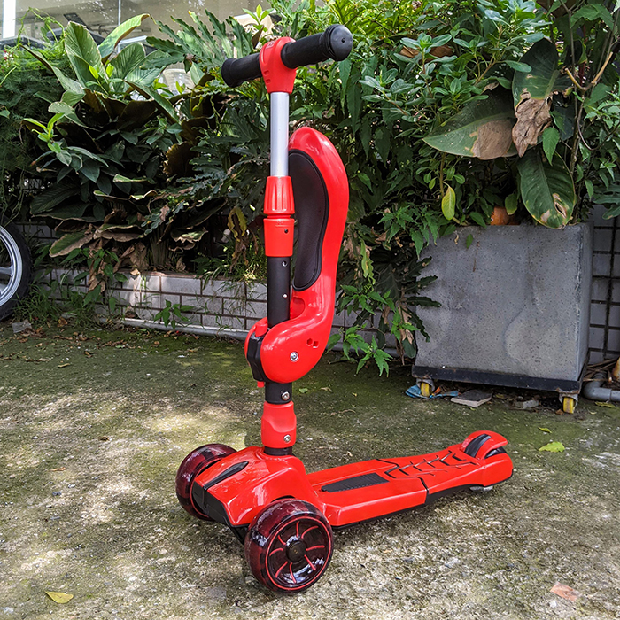 Xe trượt scooter 2 trong 1 cho bé HD-217