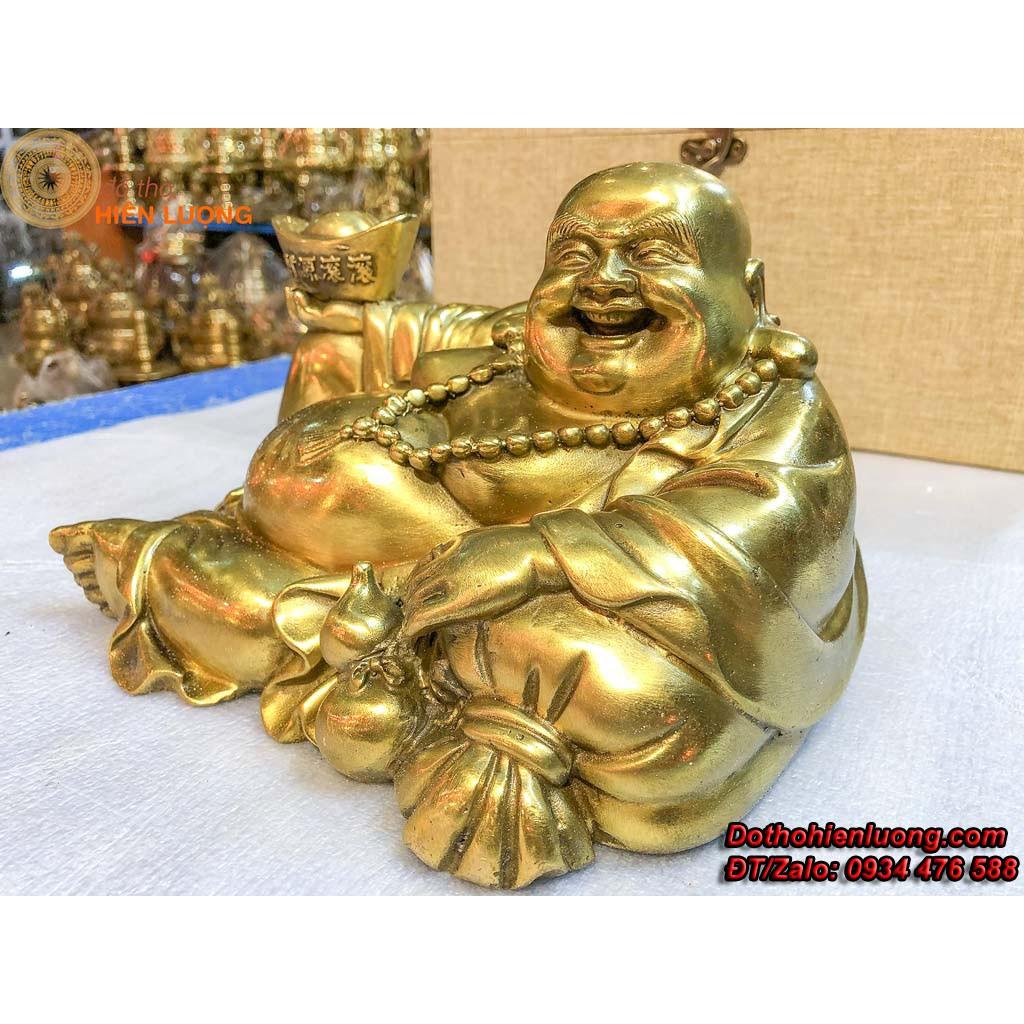 Tượng Di Lạc Nằm Cầm Thỏi Vàng Túi Tài Lộc Bằng Đồng Thau