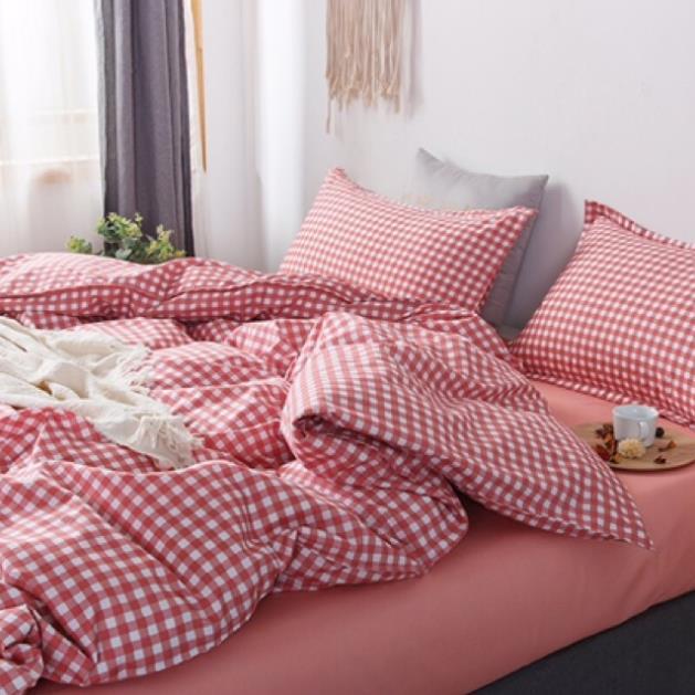 Bộ chăn ga poly cotton - mẫu kẻ ô vuông đỏ