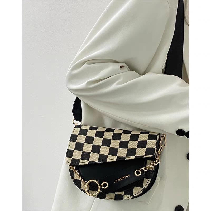 Túi Đeo chéo Kẻ caro Siêu Hot