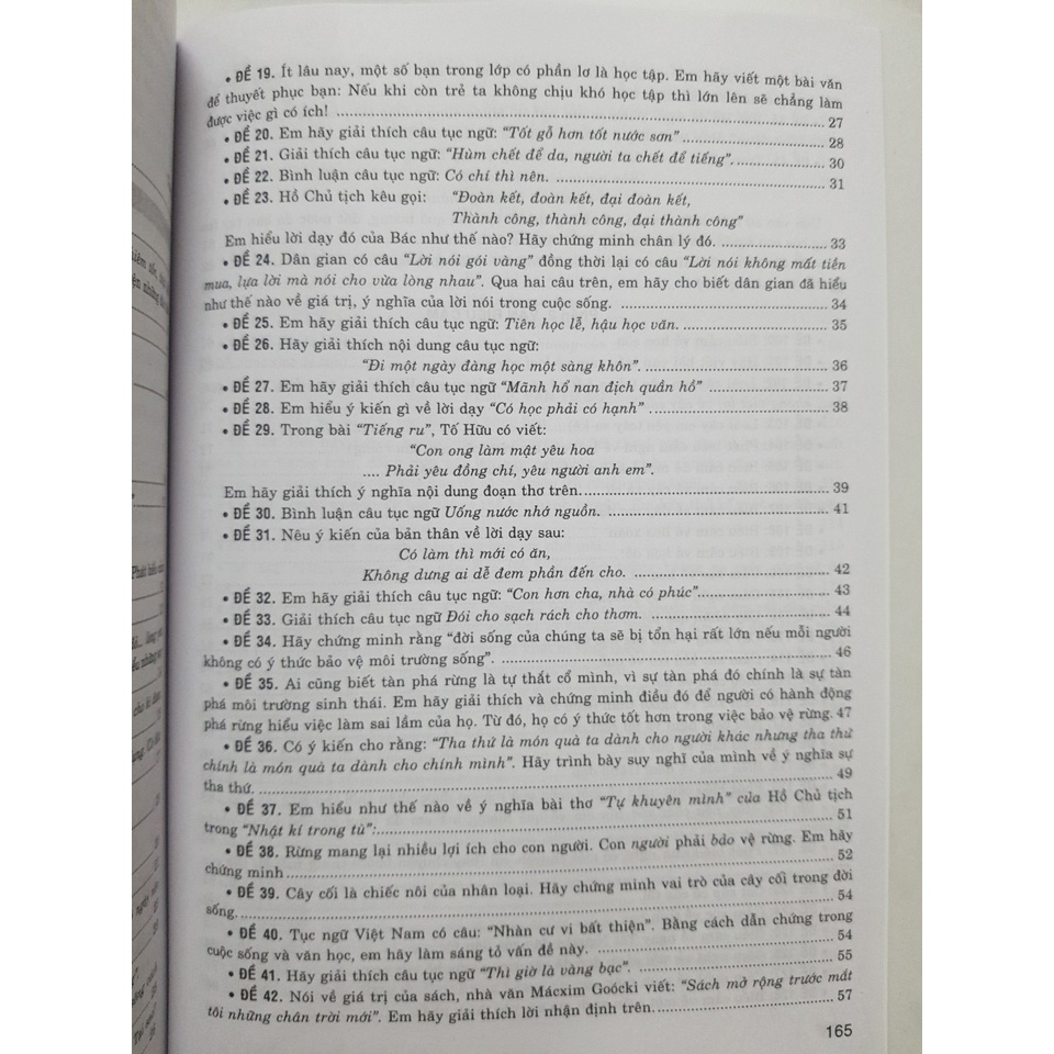 Sách - 199 Đề & bài văn hay 7 - Biên soạn theo chương trình GDPT mới