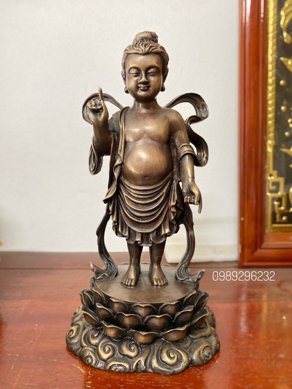 Tượng đức phật Đản Sanh bằng đồng vàng - Tượng Phật Đản Sanh mới