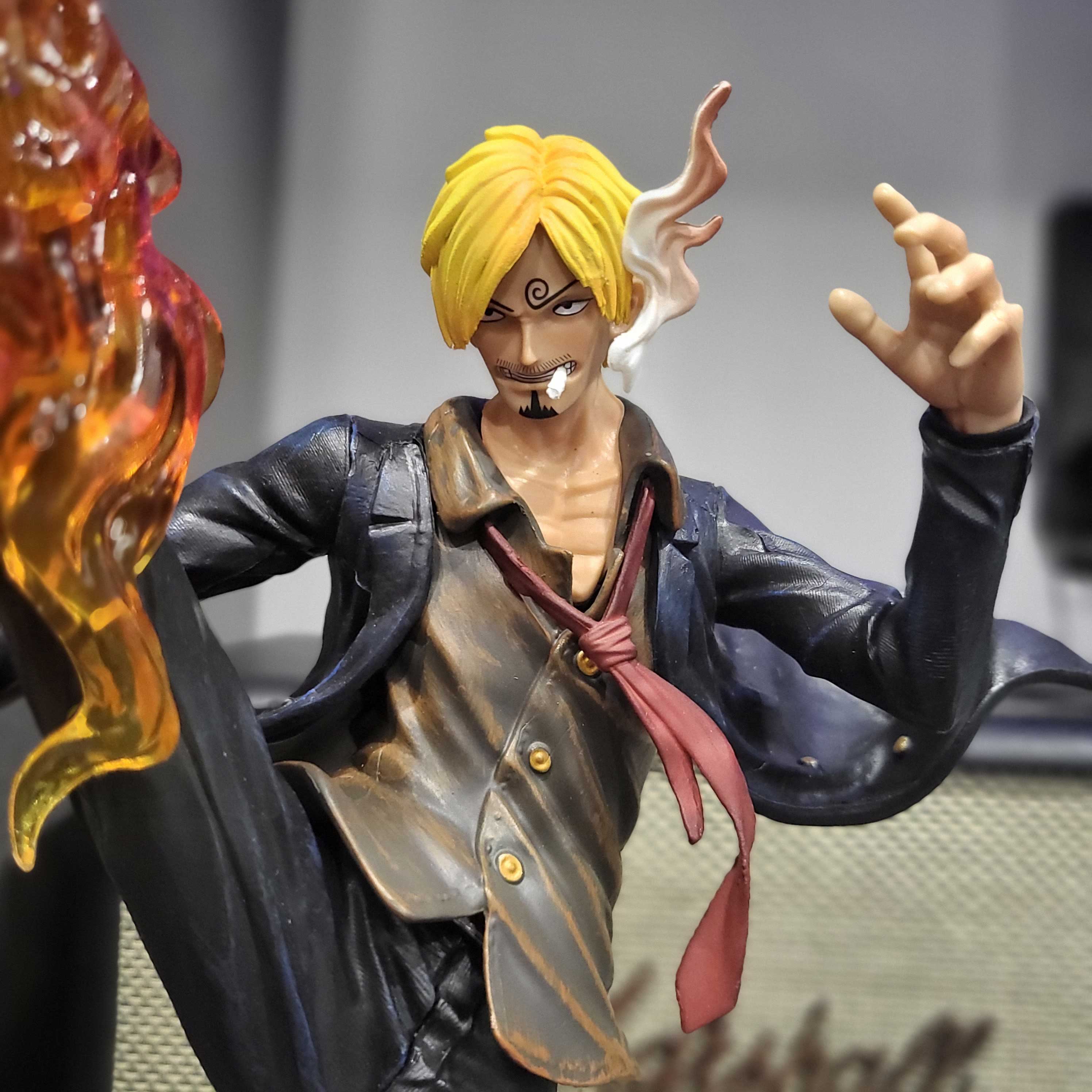 Mô hình Sanji hắc cước 34 cm  - One Piece