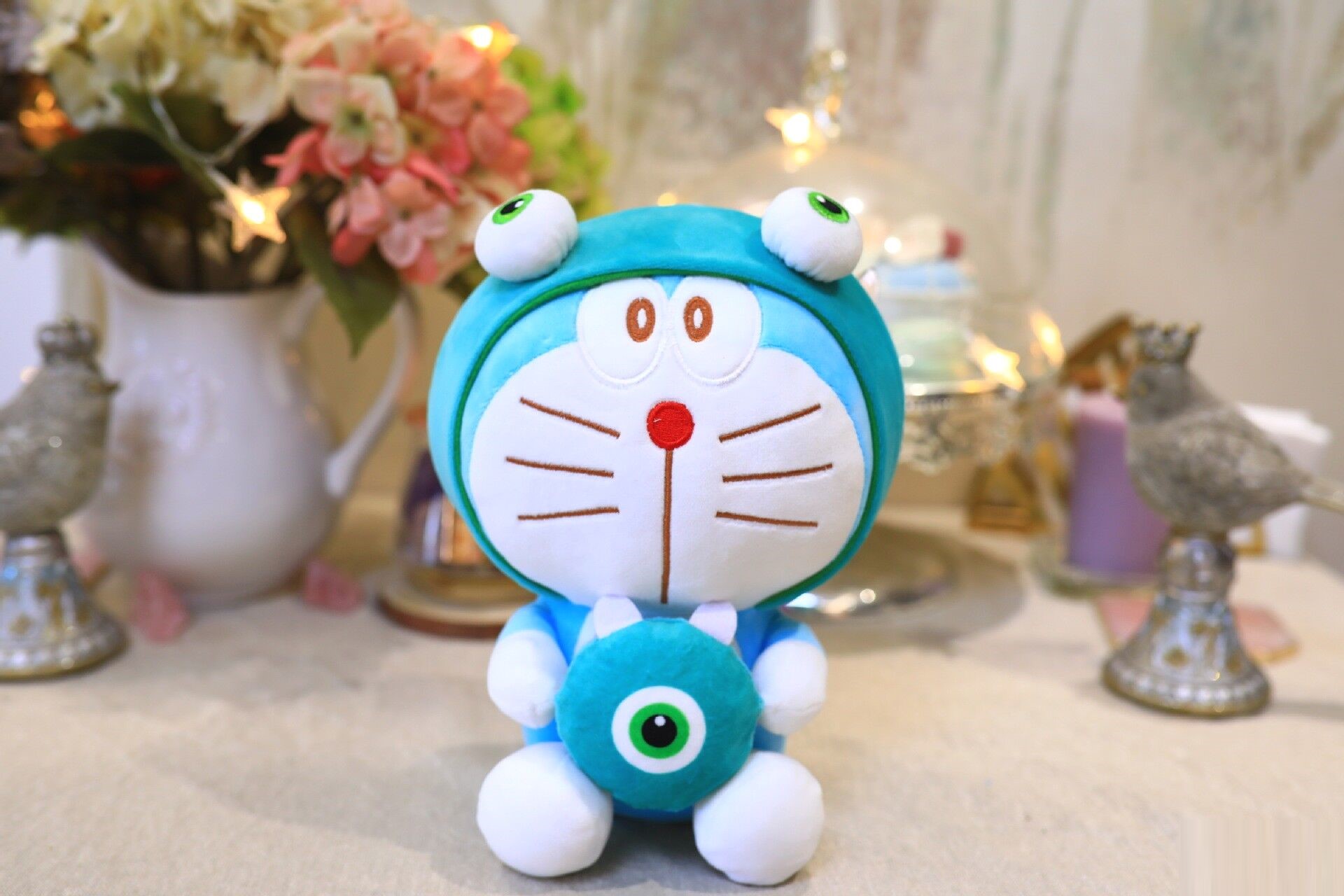 Thú bông Doraemon đội mũ thú - 20cm (Ếch Xanh - Pikachu - Tuần Lộc - Heo Hồng)